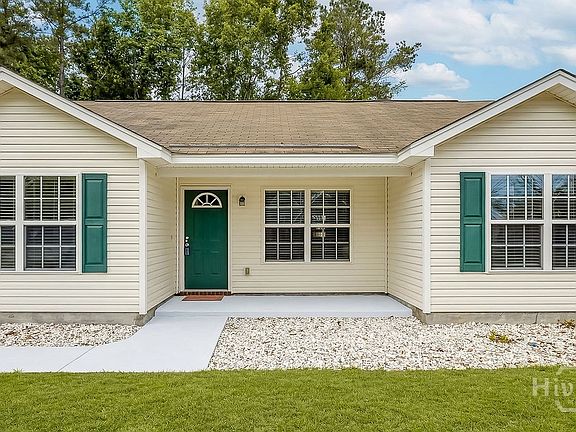 4th image of 106 Pine Thicket Way