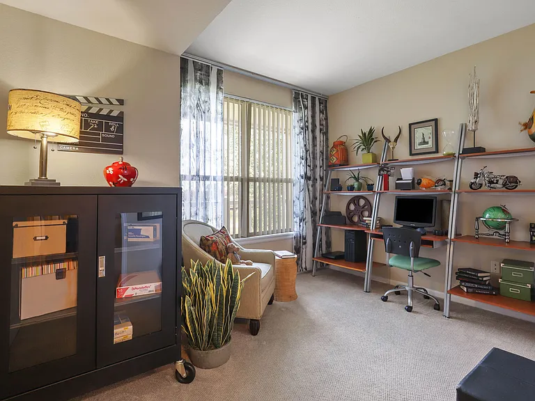 Parker Hilltop — Photo 32