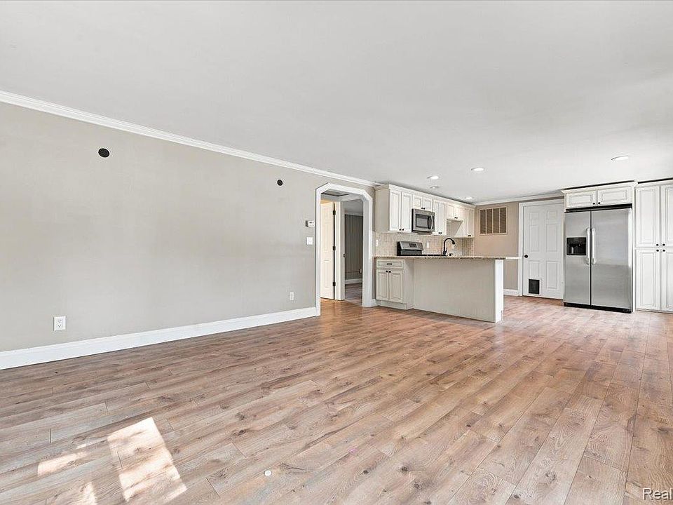 2428 Circle Dr, photo 10