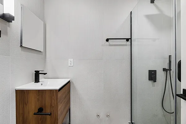 Rented by REAL New York | media 9