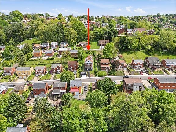 4th image of 331-333 Bracken Ave
