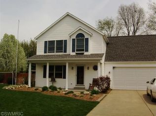 17102 Owl Ct, Three Rivers, MI 49093