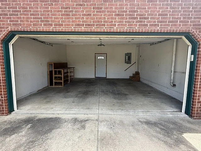 2254 Wellington Dr — Photo 28