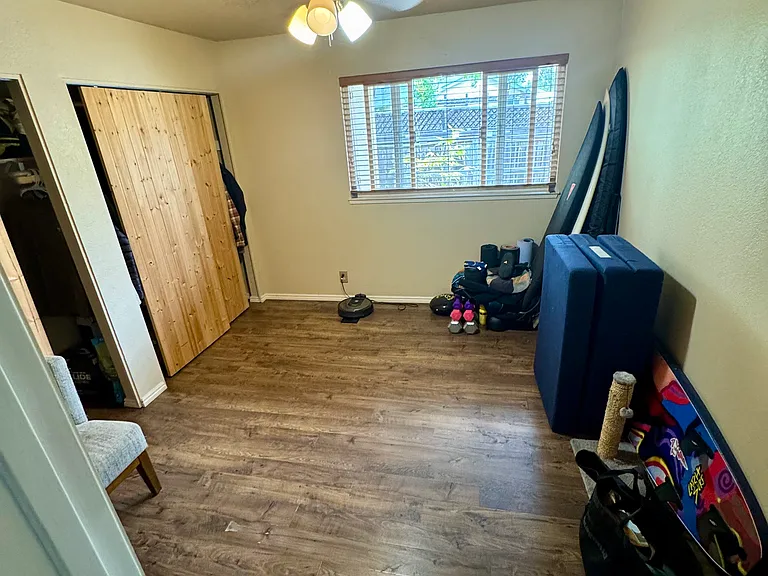 405 Woodbine Way — Photo 8