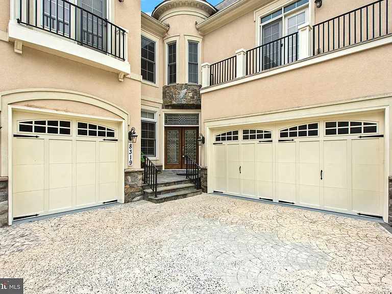 8319 Quarry Manor Ter — Photo 4