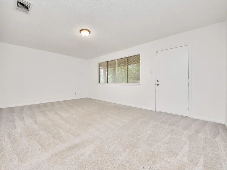 15534 Weldon Dr — Photo 22