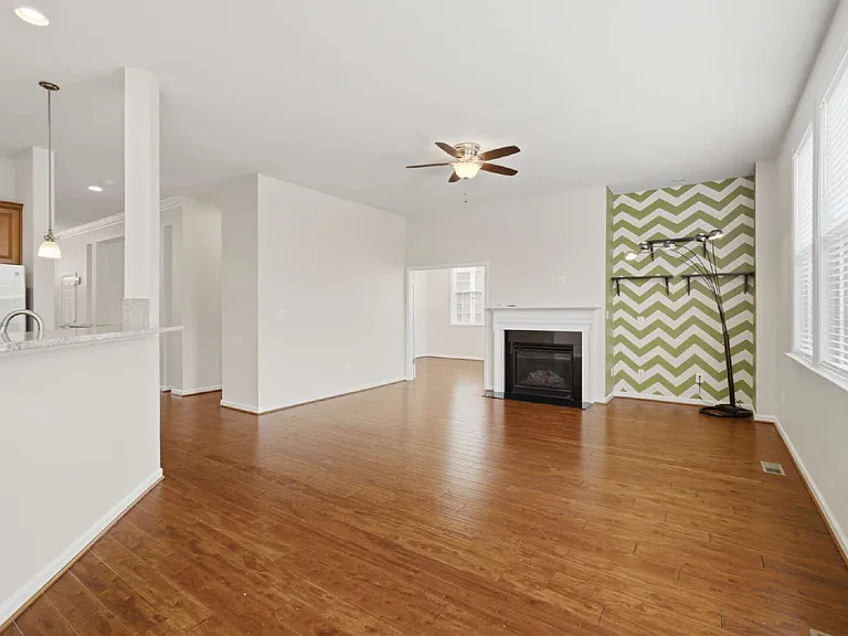 20920 Ashburn Heights Dr — Photo 19