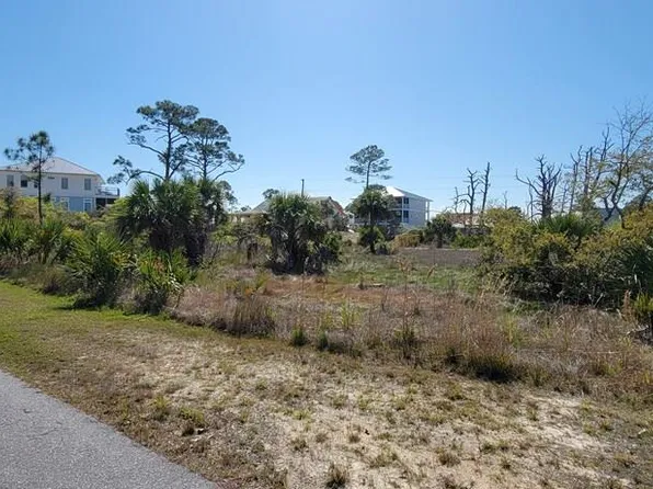 18 Mariner Ln, Pt Saint Joe, FL 32456