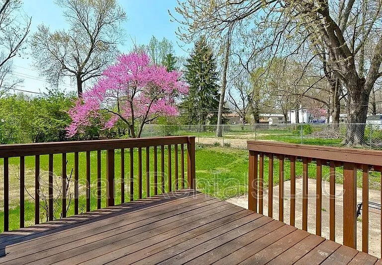 980 Manresa Ln — Photo 11