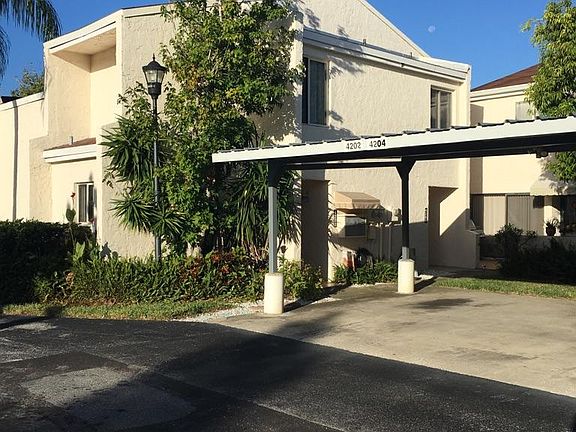2nd image of 4202 Harbor House Dr