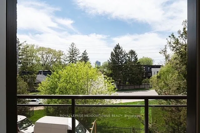 1017 Seneca Ave #508 — Photo 17