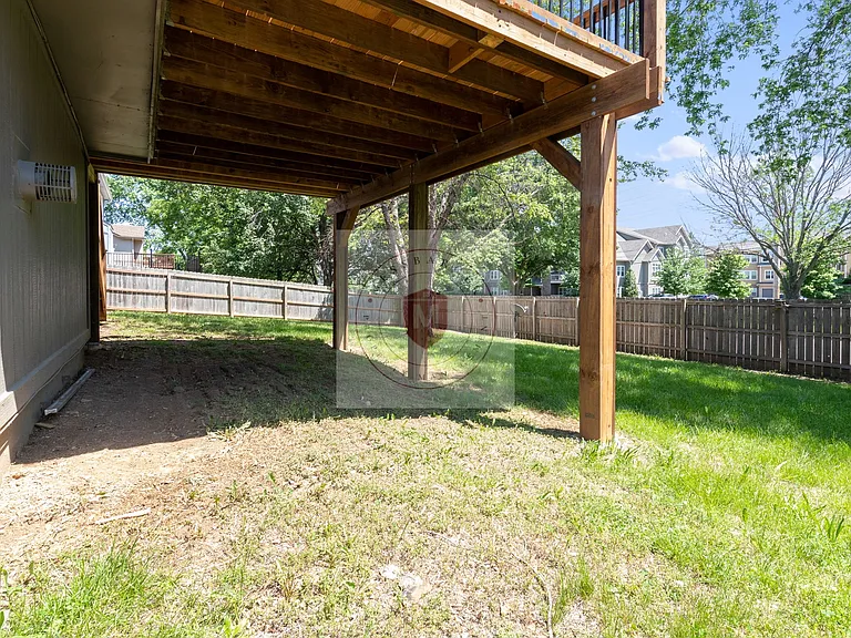 14003 W 110th Ter — Photo 32