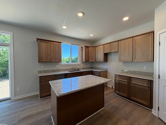 4th image of 30343 Weathervane Woods Dr