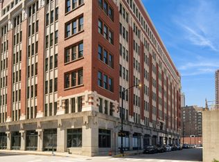 732 S Financial Pl APT 201, Chicago, IL 60605
