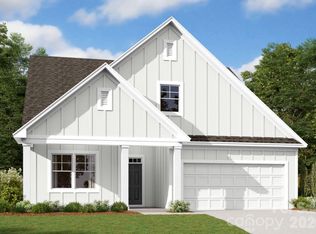 10228 Whitaker Pointe Dr, Huntersville, NC 28078
