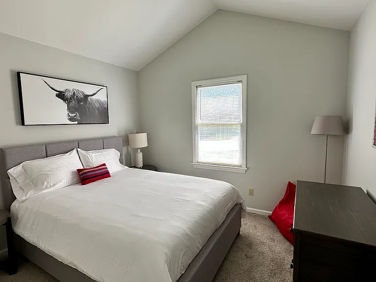 1754 Perfection Ave — Photo 6