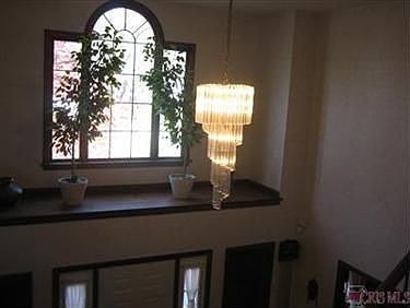 4th image of 8834 Altura Dr NE
