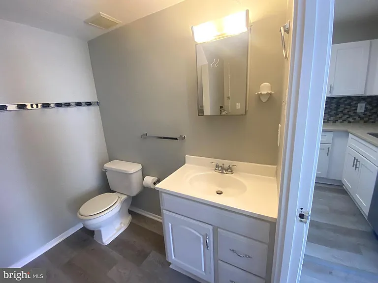 9819 Brookridge Ct — Photo 13