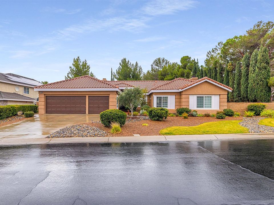1st image of 41000 Riverock Ln