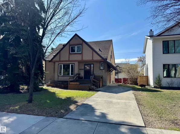 11507 72nd Ave NW, Edmonton, AB T6G 0B7