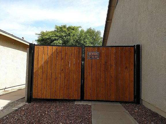 4th image of 3718 E Whitehall Dr