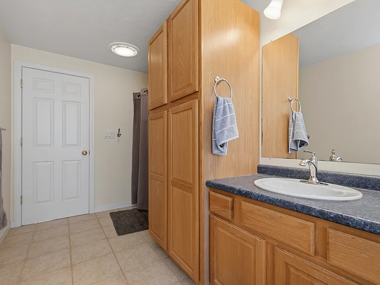 27 Colburn St #27 — Photo 29