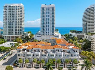 3021 Riomar St, Fort Lauderdale, FL 33304