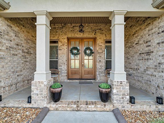 4th image of 200 Bristleleaf Path