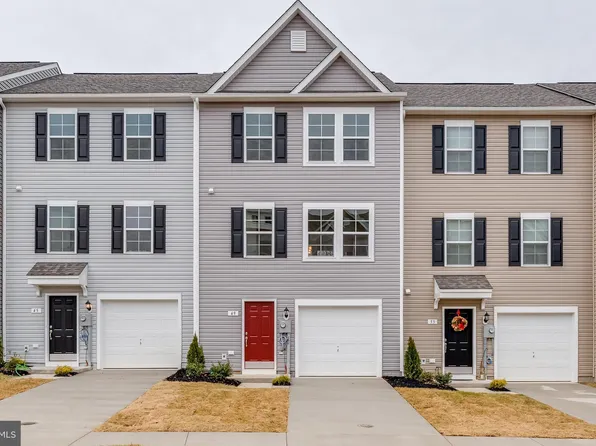 49 Capshaw Rd, Martinsburg, WV 25403