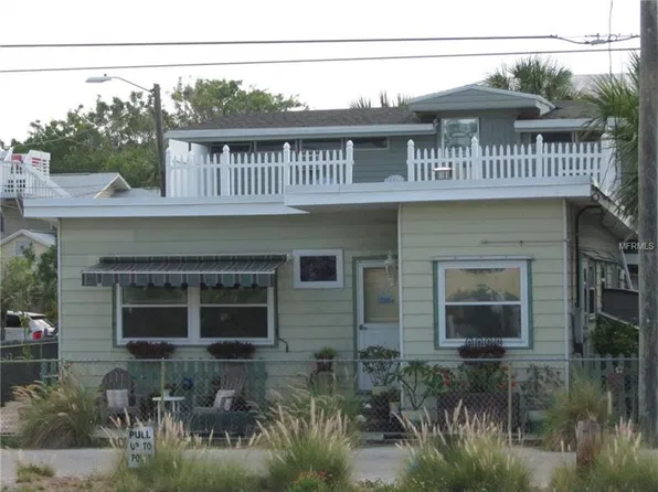 101 92nd Ave, Treasure Island, FL 33706