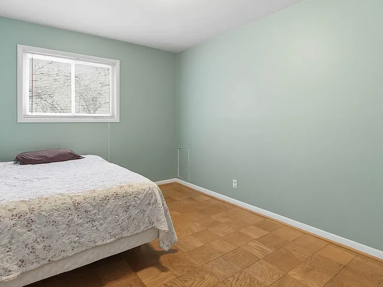 2061 Saint Teresa Dr — Photo 1