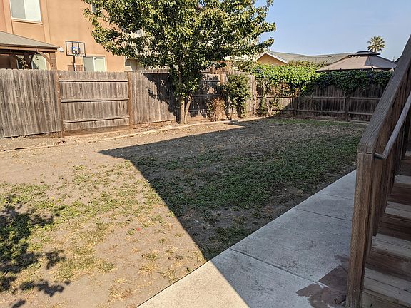 4th image of 1346 Grand Blvd #C