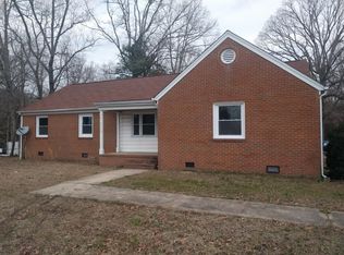 7112 Woodpecker Rd, Chesterfield, VA 23838