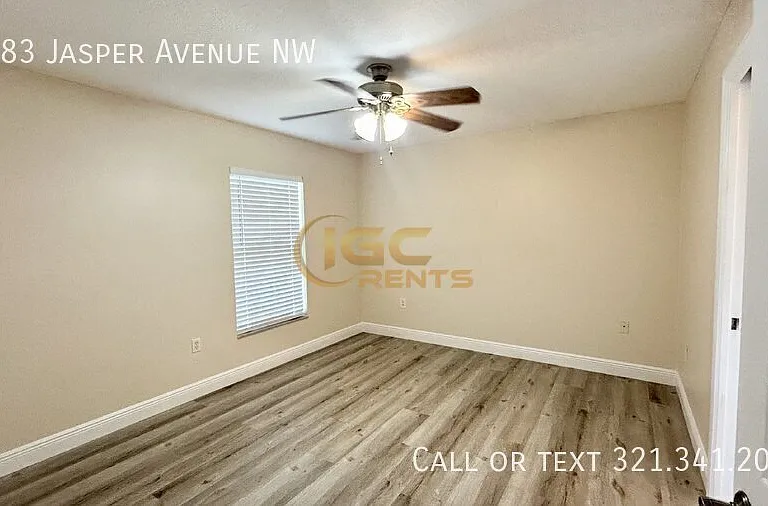 1483 Jasper Ave NW — Photo 3