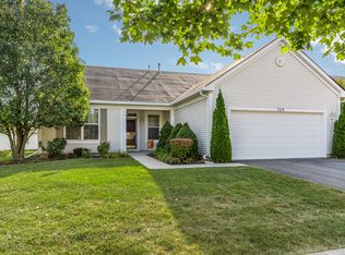 729 Holland Ln, Romeoville, IL 60446