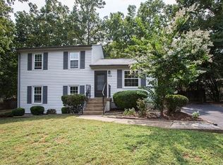 9214 Lost Forest Dr, North Chesterfield, VA 23237