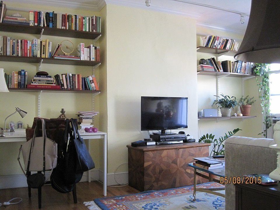 1st image of 276 10th St #2