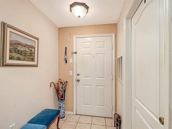 5th image of 4126 CENTRAL SARASOTA PARKWAY #2027