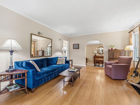 5th image of 2801 Duchess Dr
