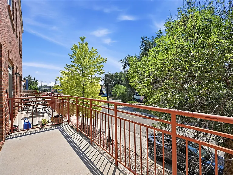 5388 Allison St — Photo 13
