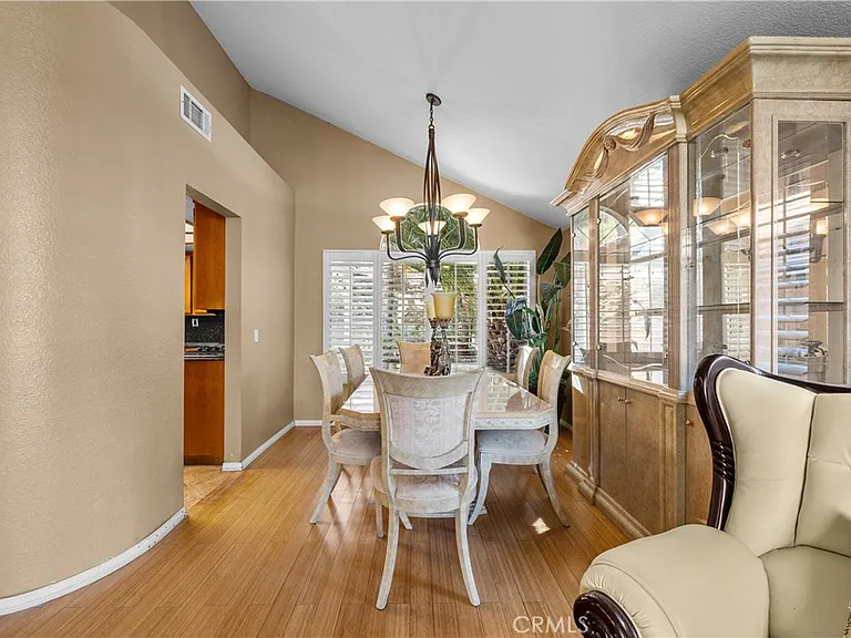 22428 Georgia Ln — Photo 5