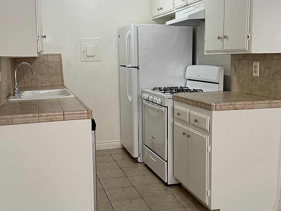 2nd image of 3756 Hughes Ave #5