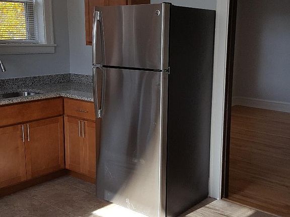 5th image of 45 South Blvd APT 3W