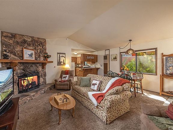 5th image of 42809 Cedar Ave