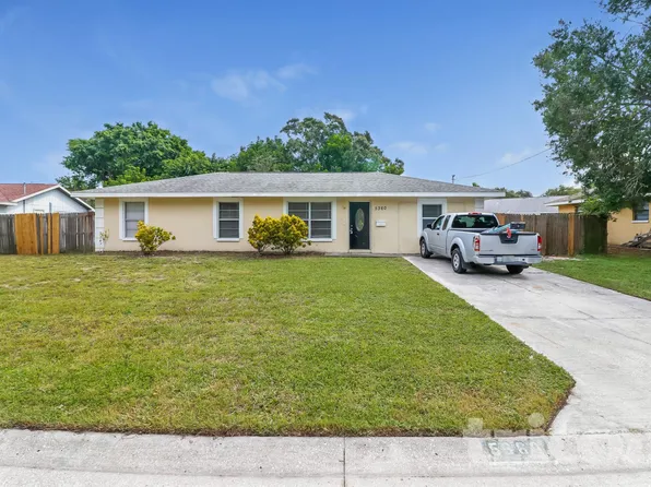 5360 Alhambra Way S, Saint Petersburg, FL 33712