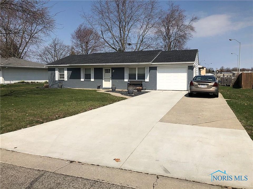1st image of 1209 Bavarian Ln