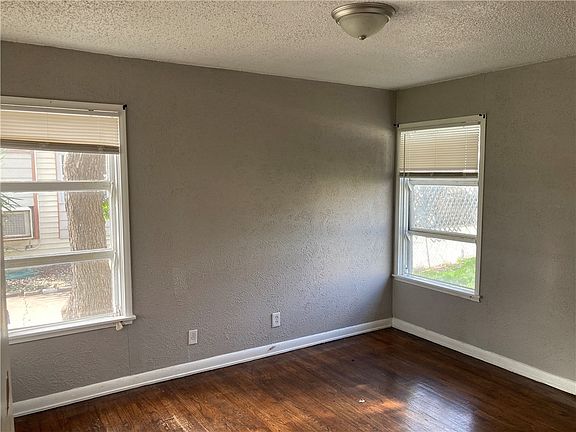 5th image of 1537 Devon Dr