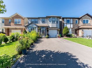 10 Chipmunk Cres, Brampton, ON L6R 1B8