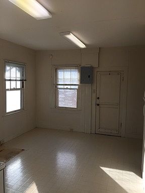 5th image of 808 Olokele Ave #A