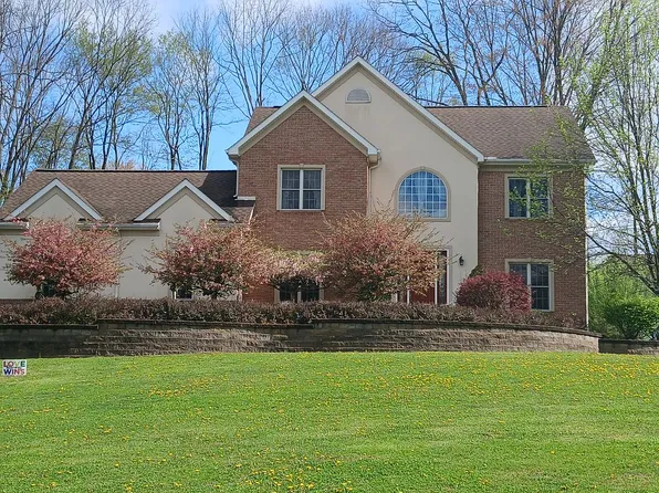 190 Fallen Timber Dr, Du Bois, PA 15801
